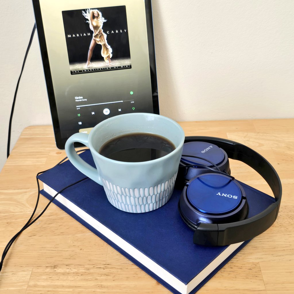Colin📚 (@thebookshopman) on Twitter photo Easter weekend sorted!
Book, coffee and listening to <a href="/MariahCarey/">Mariah Carey</a>. Eternally grateful.
#Mimi20 Easter weekend sorted!
Book, coffee and listening to <a href="/MariahCarey/">Mariah Carey</a>. Eternally grateful.
#Mimi20