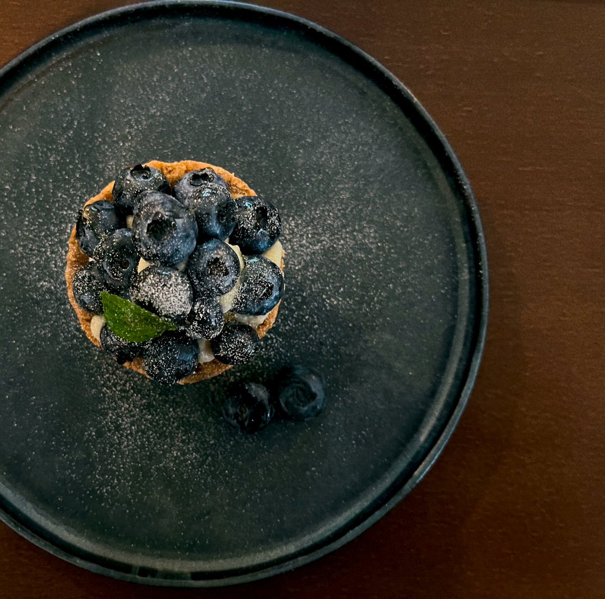 ぴかりごはん。
冷製カッペリーニ
ブルーベリータルト🫐🥧😋
タルト生地はフォークだけで食べられるようにほろほろさくさくに✨
ブルーベリーは少し酸味が強かったのでカスタードクリームとナパージュは甘くしました♡