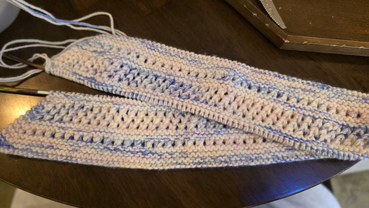 오늘 아침에 영화보고 하루종일 지옥캠프를 진행하다,,, 중간중간 못잤어? 로 머리쥐어뜯음Translate post