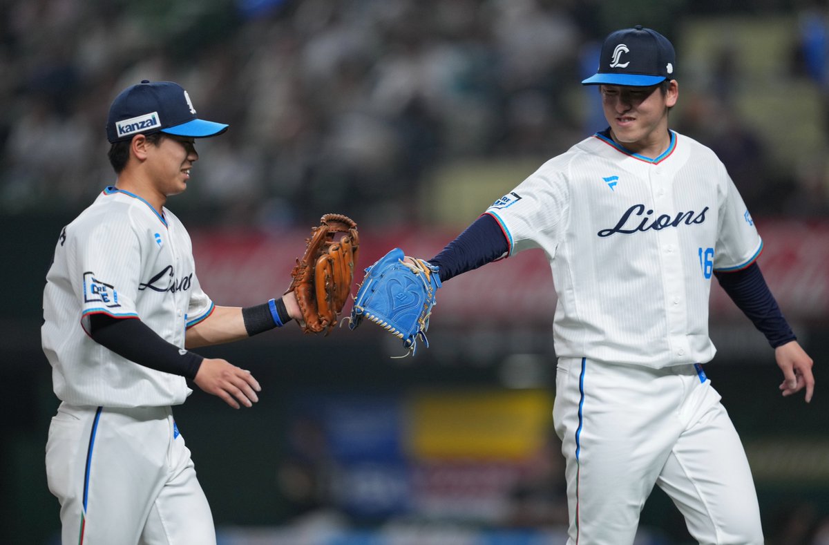 ラベルなしのスラッガー。 道具を見てしまうよね。 #Defencemonkey7