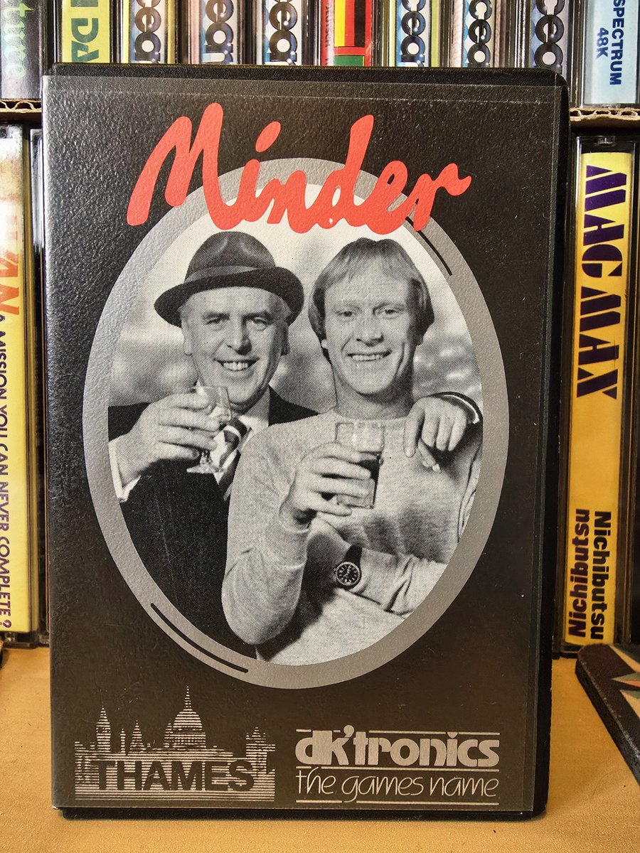 MarkRJones1970's tweet photo. And here's, IIRC, their only clam case games, the TV licence for Minder, also by Don Priestley, from 1985. By the time dbl jewel cases were in use #DKTronics had gone forever.
#ZXSpectrum #RetroGaming https://t.co/4E7W3TNHSE