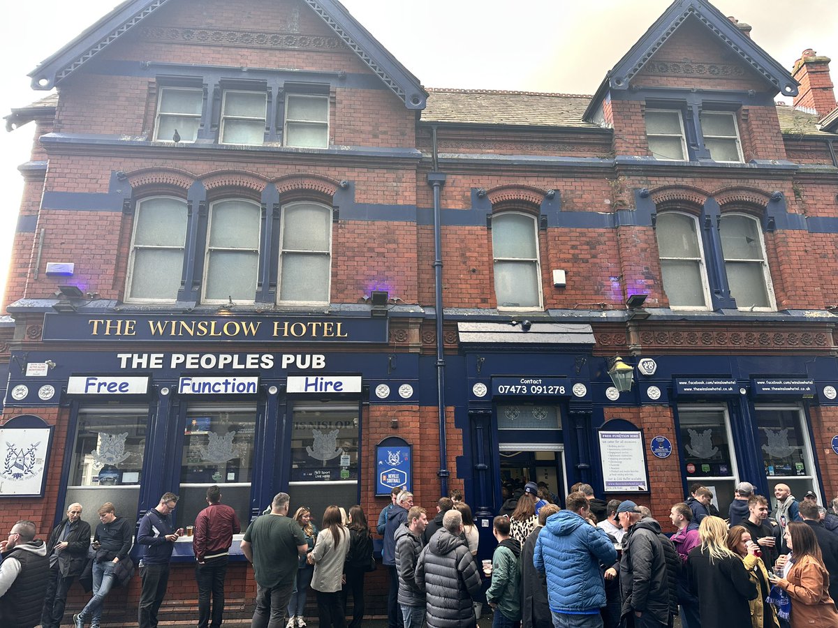 Take me back to match day at Goodison 😭 …