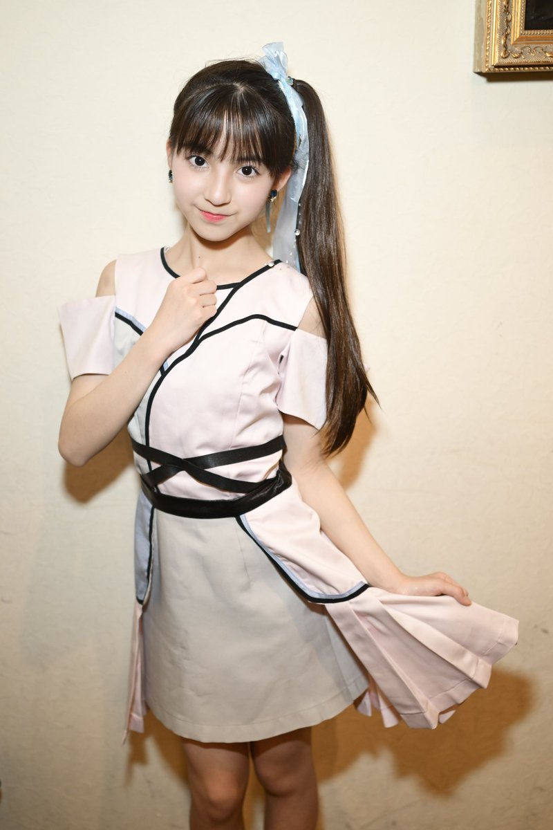 s50989106's tweet photo. 2025/04/19(土)
「かがやきフェス Spring 2025」
at ダブル金沢
YUMEADO CiTRON.•*¨*•.¸¸♬
中井ゆゆちゃん😍😘😁❤️💕
@Yuyu_YmCiTRON
特典会30秒撮影📸
美少女見つけた👀
#中井ゆゆ
#YumeadoCiTRON
#夢アドCiTRON
#アイドル
#かがやきフェスSpring2025
#Nikon8 https://t.co/ZP7qwO8RAu
