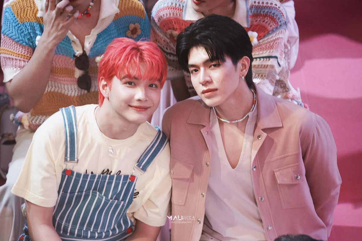 MalinikaPhoto's tweet photo. 250419 • @SaranPie @golfpasatorn

ใครจะอยู่ก็อยู่ไป ทางนี้อยู่ไม่ได้แล้วววววว🥹🥹🫠🫠 // ขิต! 🩷

SANDELL X FOUREVERYOU2
#SandellGrandOpening 
#pie_saran #golfpasatorn https://t.co/lUCzo7YCnL
