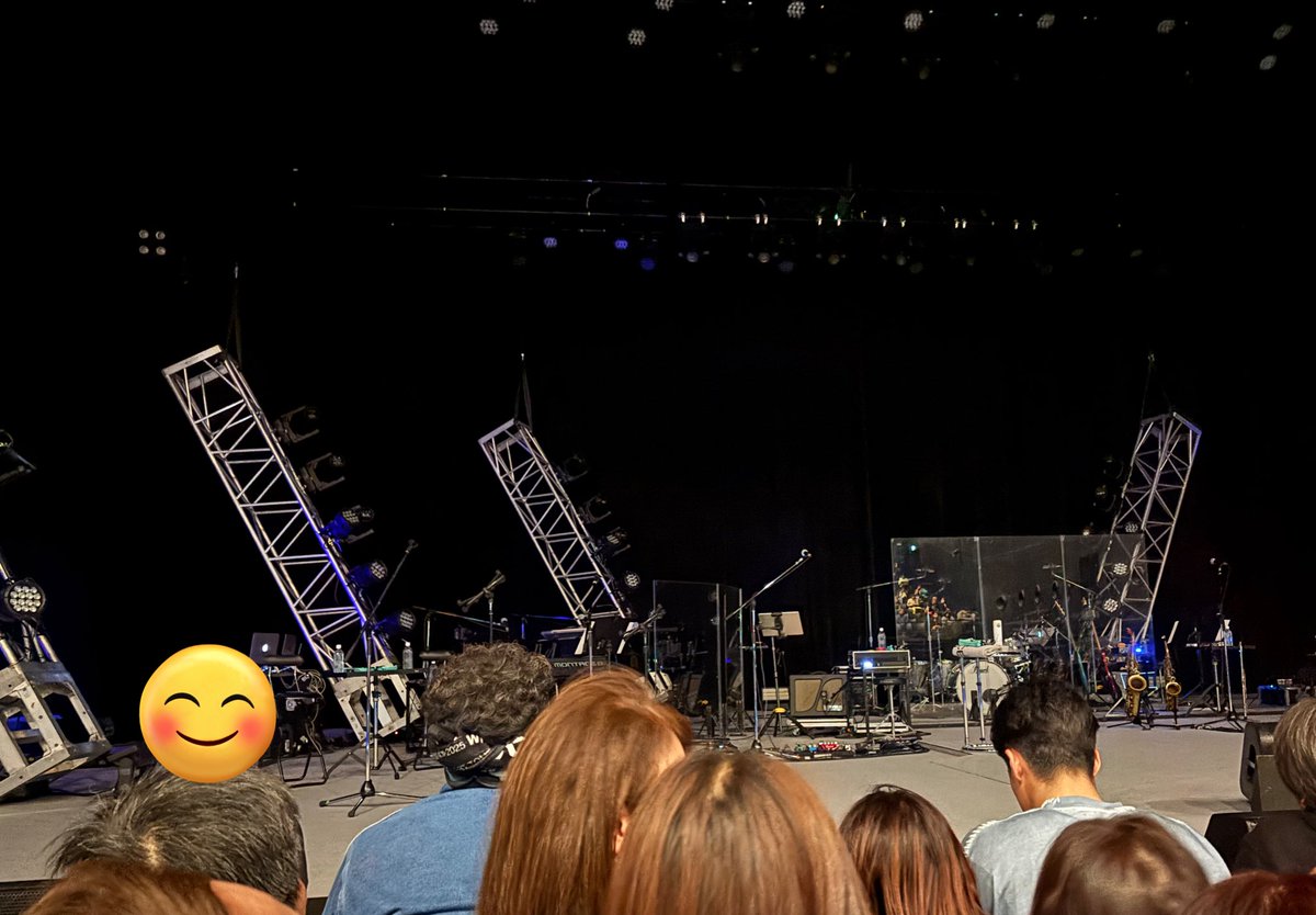 jackie_aska's tweet photo. ASKAさんのパッションをダイレクトに感じる事ができるライブハウスが大好き✨
スタンディングのライブハウスが好きだから、2025年のASKAさんをライブハウスで観れたことが嬉しかった‼️
#ASKA さん
#ASKA_Live_Docking
#COMTECPORTBASE
#COMTEC_PORTBASE
#NAGOYA
#Fellows遠征組
#ASKAライブハウス https://t.co/4XFKrcKWvW