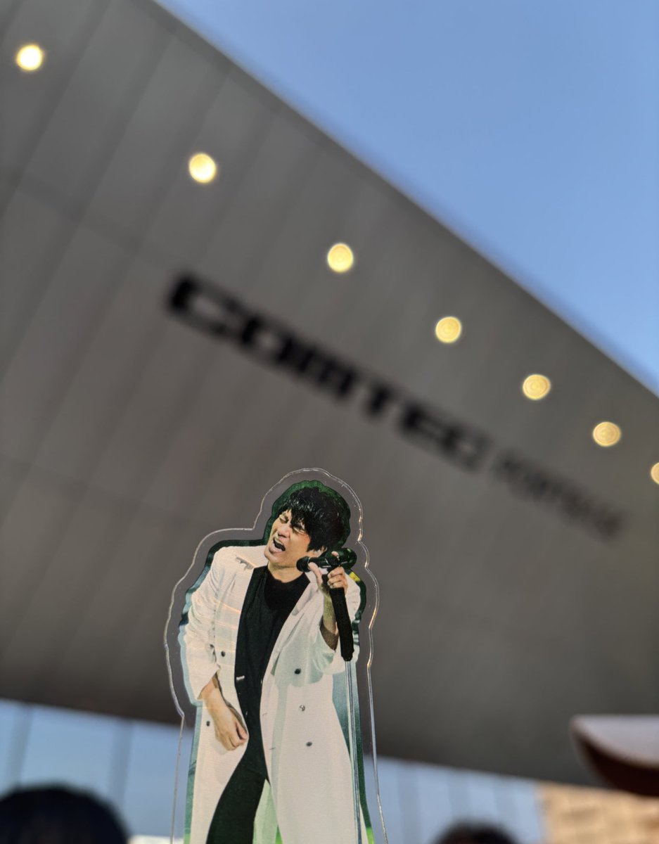 jackie_aska's tweet photo. ASKAさんのパッションをダイレクトに感じる事ができるライブハウスが大好き✨
スタンディングのライブハウスが好きだから、2025年のASKAさんをライブハウスで観れたことが嬉しかった‼️
#ASKA さん
#ASKA_Live_Docking
#COMTECPORTBASE
#COMTEC_PORTBASE
#NAGOYA
#Fellows遠征組
#ASKAライブハウス https://t.co/4XFKrcKWvW