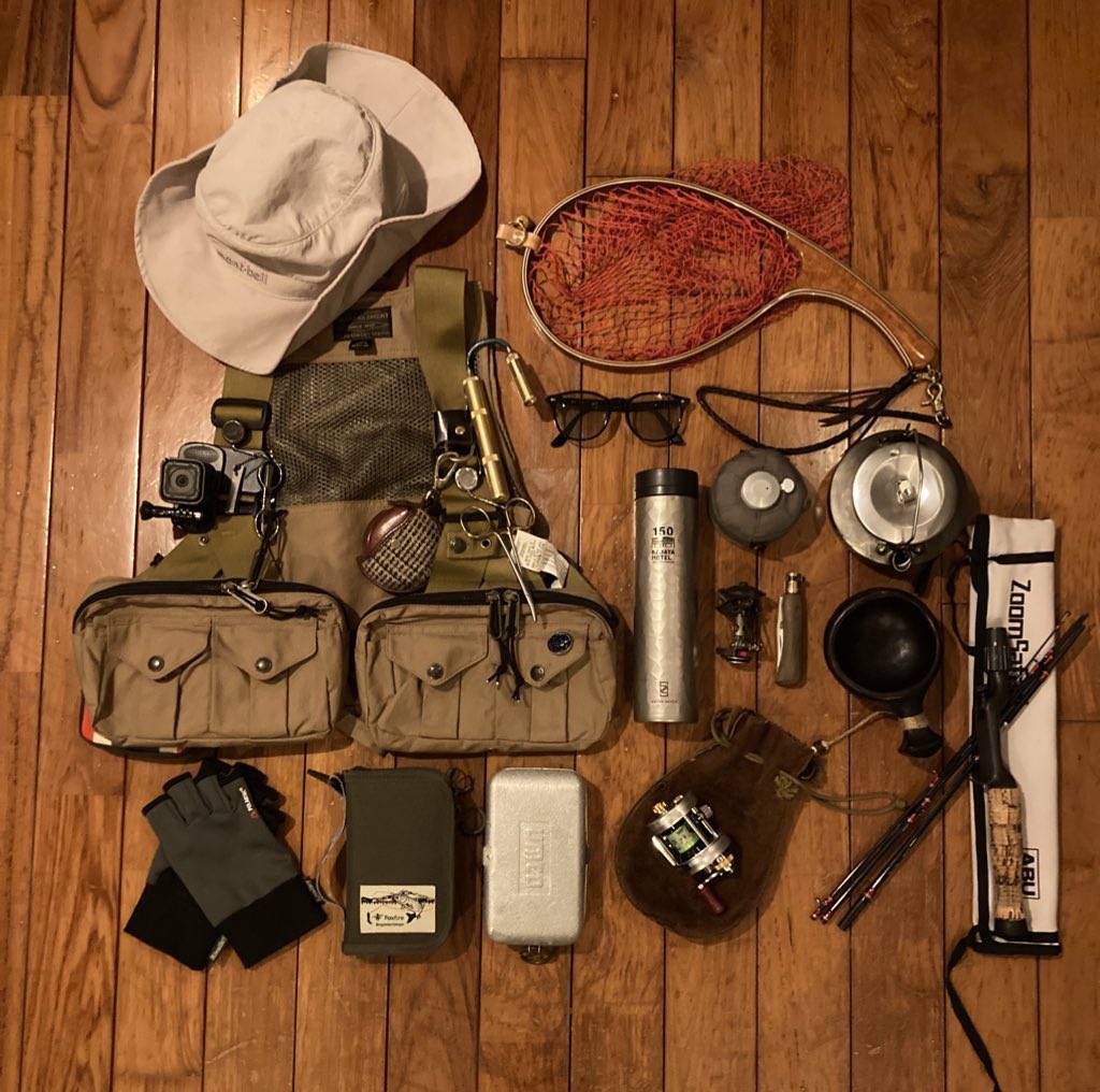 KA2_BikeLab's tweet image. 名前: KA2
性別: 漢
年齢: アラフィフ
身長: 175cm
住み: 秘境グンマー
車種: triumph スクランブラー、クロスカブ
一言: 旅が好き食べる事が好き呑む事が好き
そして、何よりバイクが大好き
一度に全て出来る幸せ…
それがキャンプツーリング！🏕
フィッシング始めたばかりのへっぽこアングラー