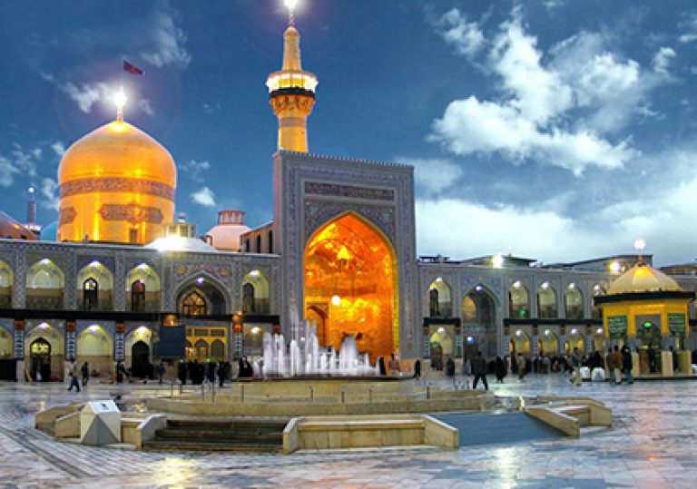 Ayehso1990's tweet image. بعد از احساسات قشنگ و خوبی که با اتمام سریال #پایتخت شکل گرفت دوباره این شعر زیبا در ذهنم تداعی شد که #رضا_جان است شاه مردم ایران رضا خان نه ..
وفاق واقعی با همین مردم #معمولی و معتقد شکل میگیرد .