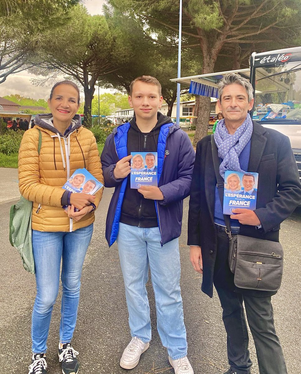 Ce matin, nos militants étaient sur le marché de Castanet-Tolosan à vos côtés pour échanger et continuer à convaincre !

L’espérance française est loin de s’arrêter ! 🇫🇷