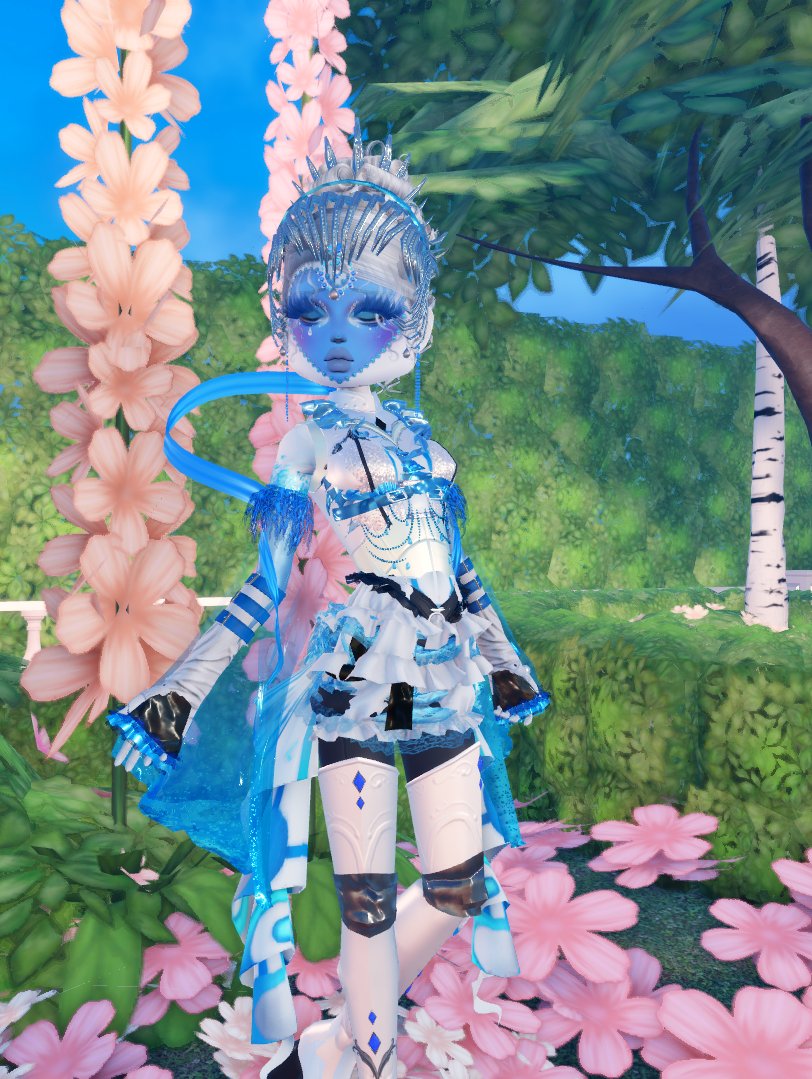 rinalyrr's tweet photo. . @_Dress2Impress @PlayOverwatch
// gamepasses used : custom makeup, vip, extra items

"i'm better than you attt..."

"byebye bad guys..."

#echo #sojourn #dresstoimpress #dti #overwatch https://t.co/0tpjjMPfme
