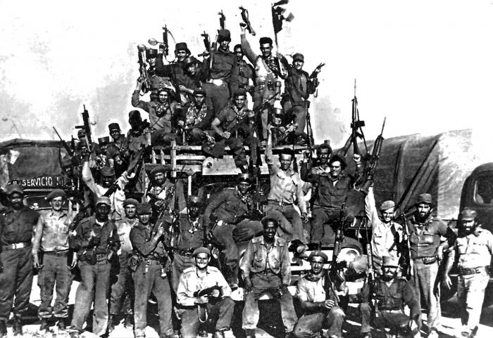 El 19/4/1961, en menos de 72 horas, #Cuba venció a un enemigo superior. Fue la primera gran derrota del imperialismo yanqui en América.

Hoy, como en Girón, ratificamos que continuaremos defendiendo nuestra independencia y soberanía al precio que sea necesario.

#UnidosXCuba