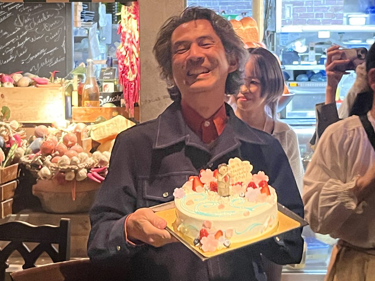 もう1週間経ってしまいましたの…
福田先生、改めましてお誕生日おめでとう御座います👏㊗️🎊🎈
<a href="/fukudayosuke/">福田洋介 (作曲・編曲) #1mov.</a> 
 #福田洋介50thバースデーオフ