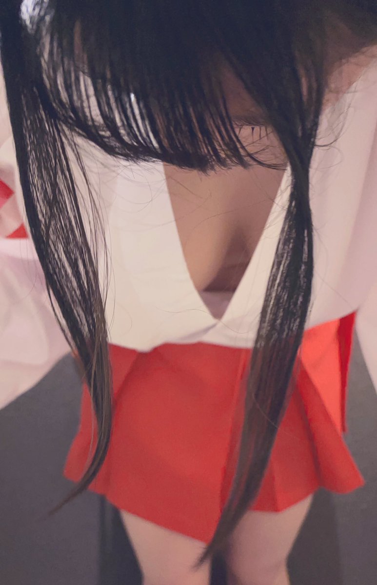 emu_mu18's tweet image. ひさびさのコスプレ投稿〜✨
巫女さんになりました笑
少しでも私のこと気になったら
DMくーださいっ♡
#p活福岡 #p活 #p募集 #pj