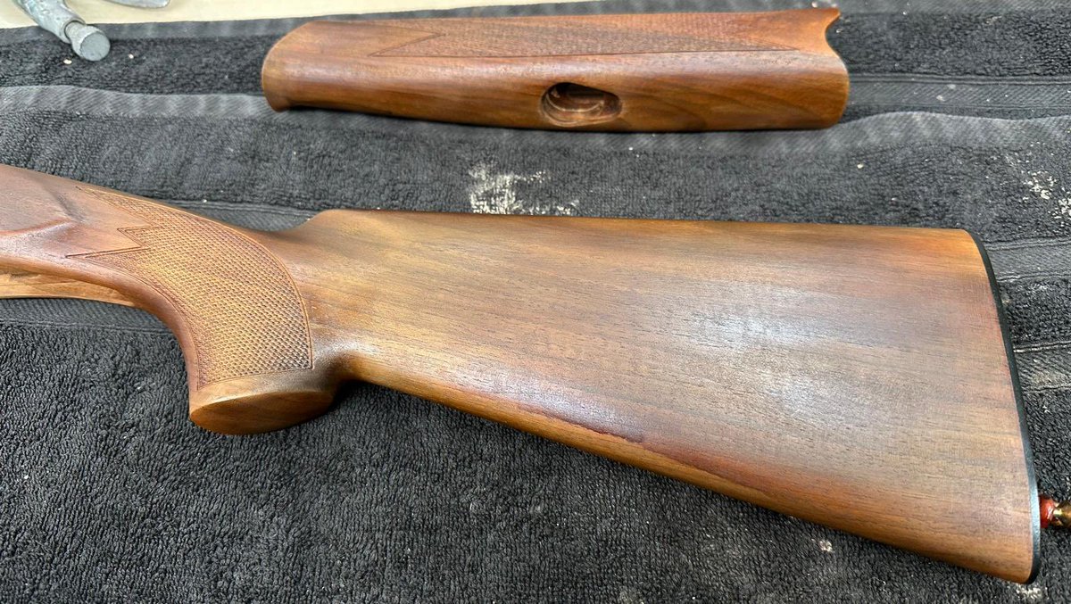 Customstockz tweet media