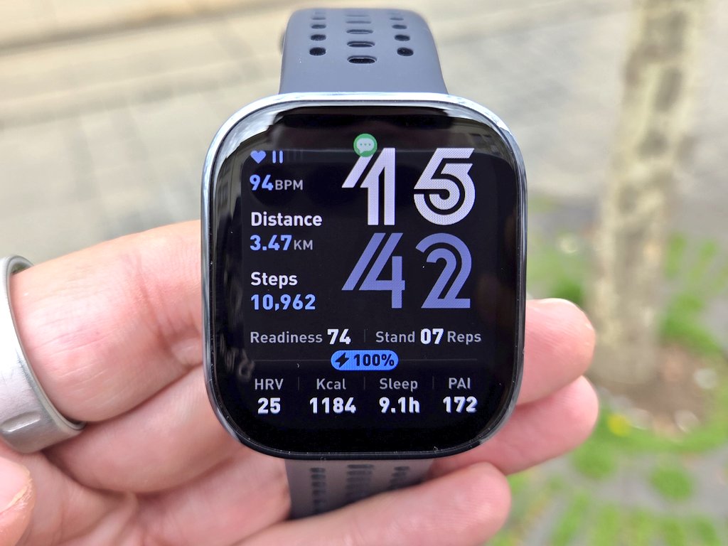 TechMishka's tweet image. I start to like the @AmazfitGlobal #Bip6 so much that I consider ditching the Fenix 8...