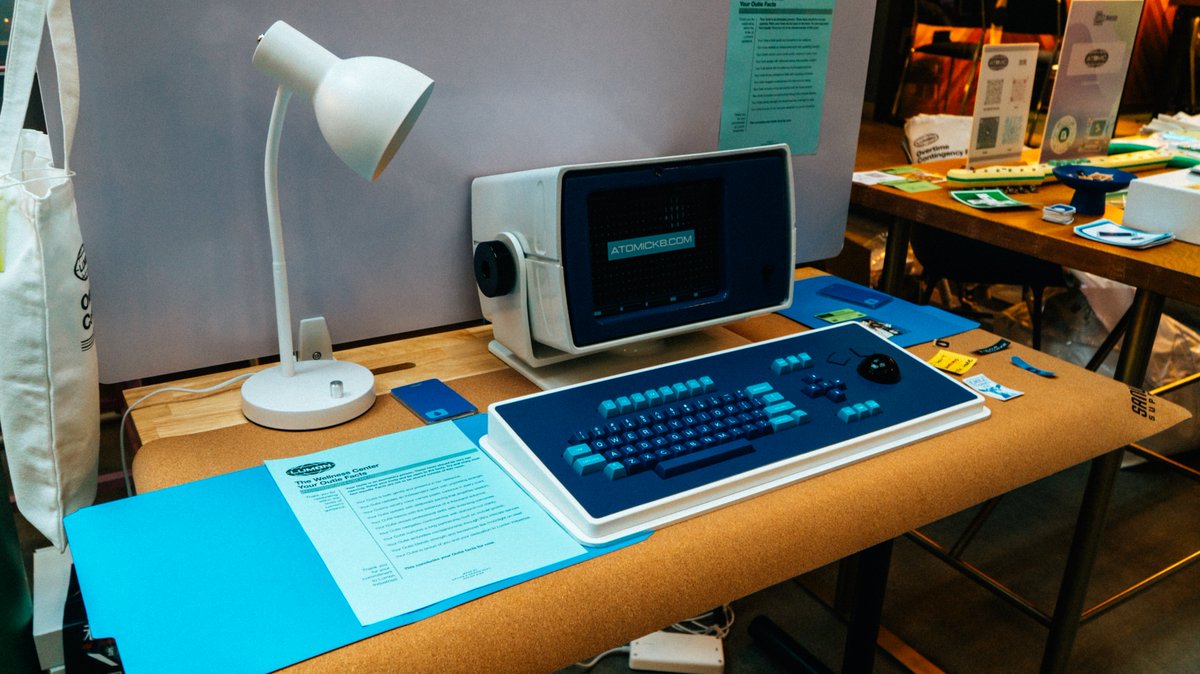 MDR keyboard at zFrontier keyboard meetup 2025, Shanghai.
keycaps: SP SA Dasher &amp; Dancer
#severance #mdrkeyboard