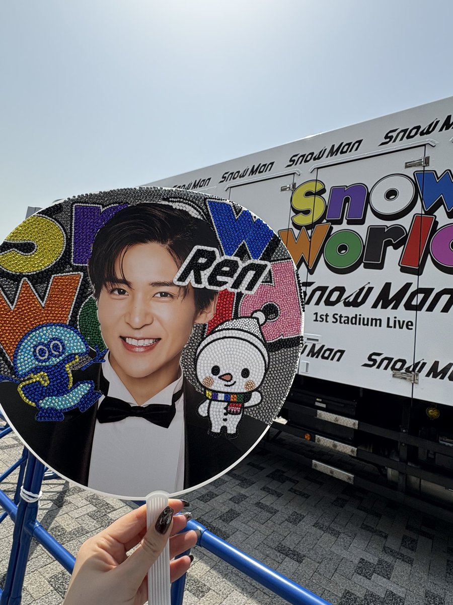 そそそ tweet media