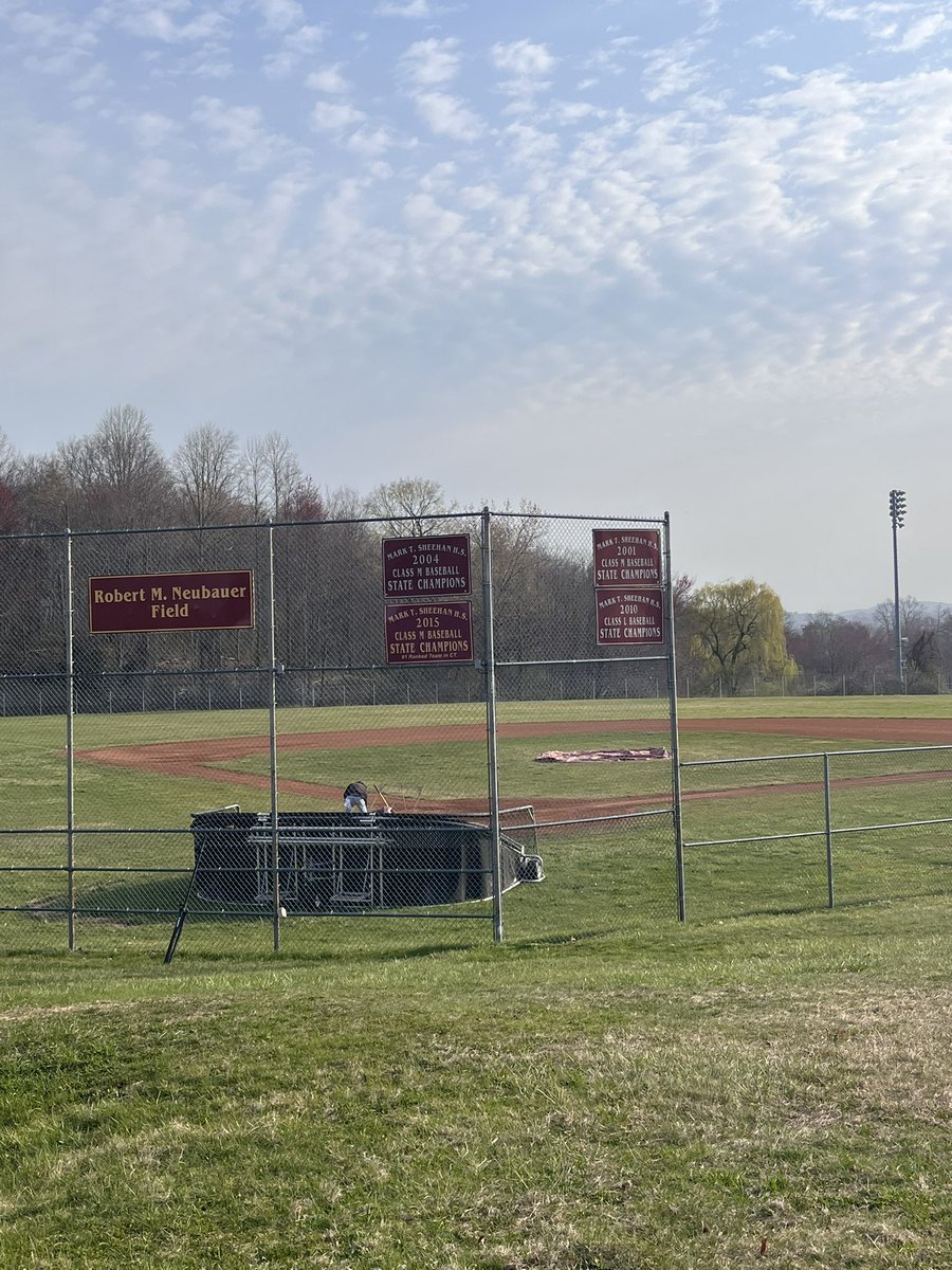 MTSbaseball2025's tweet image. Just under 2.5 hours until first pitch at Neubauer Field for Sheehan vs. Lyman Hall.
Today is Wallingford Yalesville Little League Day, so come on out, enjoy the beautiful weather, and take in a rivalry baseball game
#ctbase