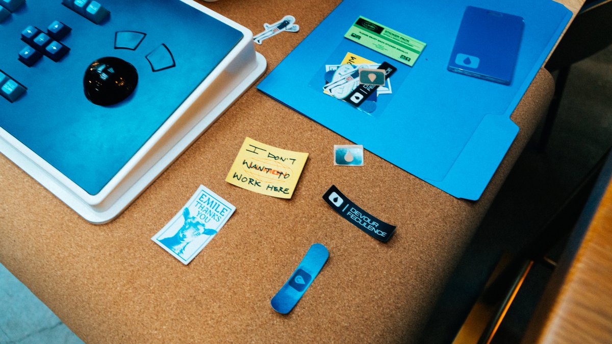 MDR keyboard at zFrontier keyboard meetup 2025, Shanghai.
keycaps: SP SA Dasher &amp; Dancer
#severance #mdrkeyboard