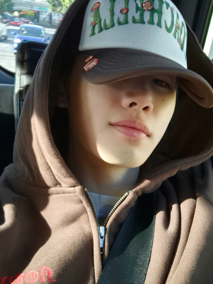 BABYHOON2002's tweet photo. HOONCHELLA TAKES OVER
#SUNGHOONRulesCoachella
#ENHYPEN_SUNGHOON
#ENCHELLA
#COACHELLA2025 https://t.co/Uv4XLr16GB