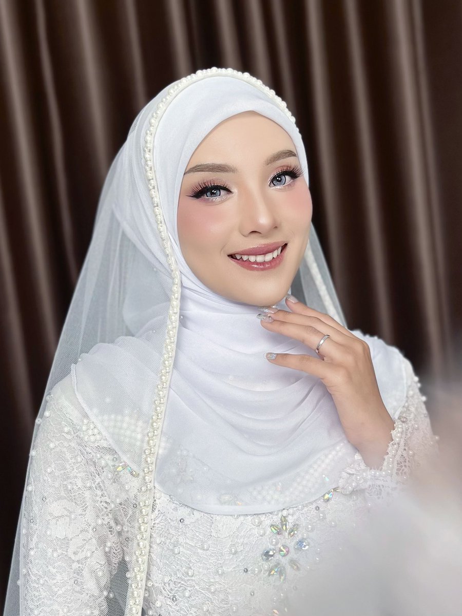 L_apsari's tweet photo. Akad Melayu Look 🤍
Makeup by Luluapsari MUA Bandung
Available for Reguler &amp; Wedding 🌸
(https://t.co/kduNH1hvJg)
klik link di profile untuk info pricelist / booking melalui WA 🥰🤗
#MUABANDUNG https://t.co/iTYdcFxWeN