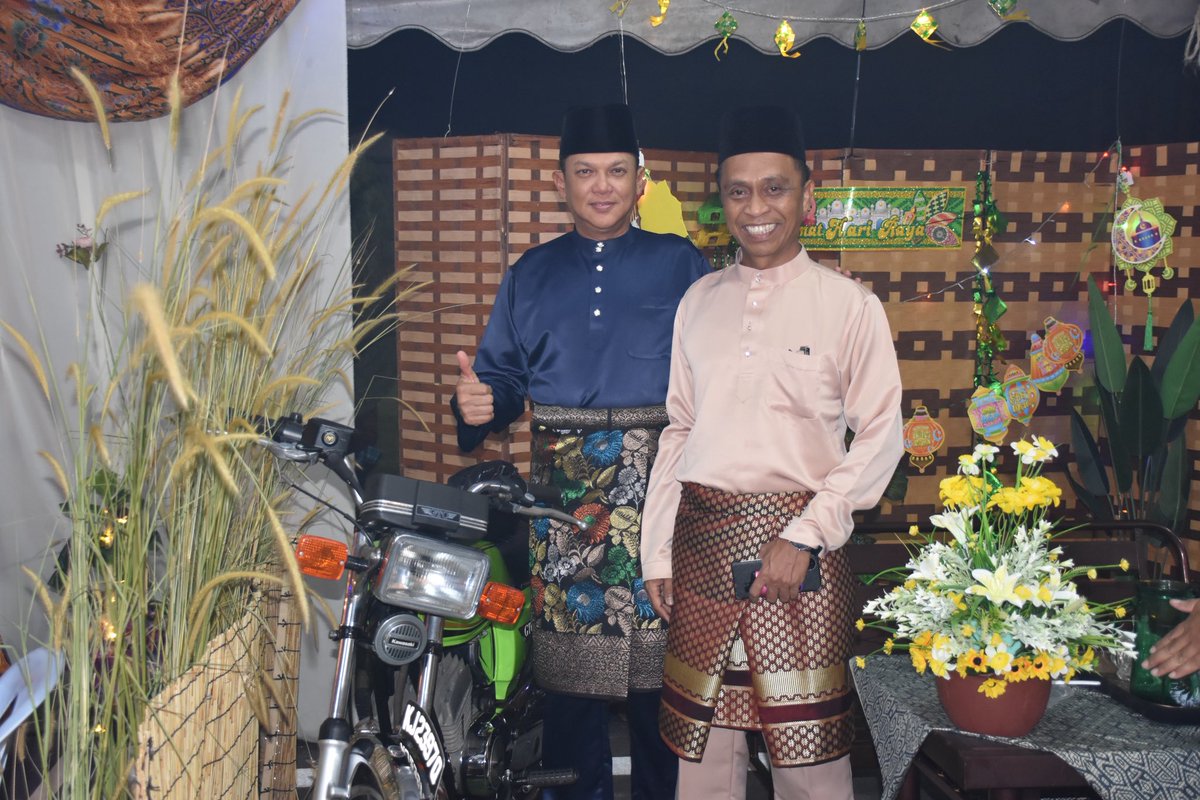 18 Apr 25 - Majlis Sambutan Hari Raya Aidilfitri Depot Bekalan Armada Barat tahun ini disambut dengan penuh kemeriahan, kehangatan dan keharmonian dengan kehadiran Warga DBAB bersama keluarga.
#ReadyResourcefulResponsive