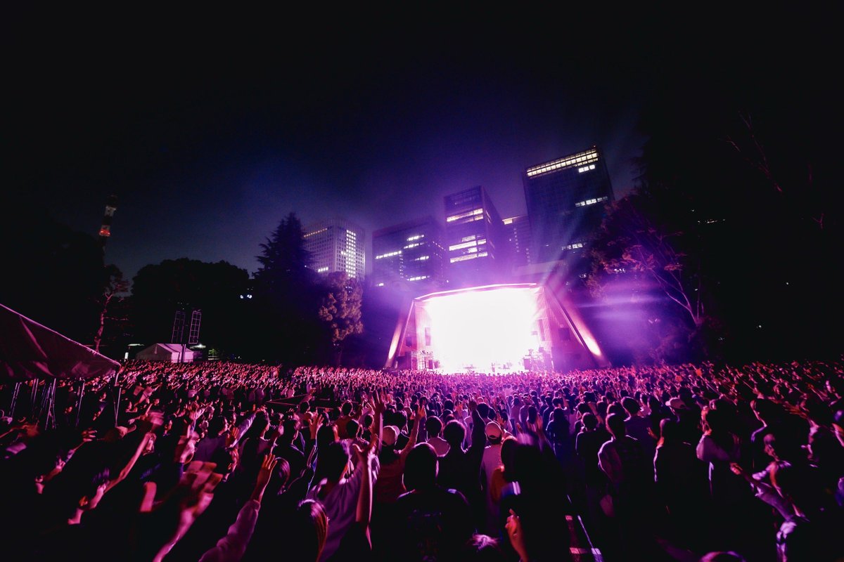 kAzuMa12345's tweet photo. 2025.04.19 Sat.

須田景凪(@balloon0120)

LIVE 2025 "花霞”
at 日比谷公園大音楽堂

こんな素敵な景色、忘れられそうにありません

なんやかんやで須田君の横で弾かせてもらってから2年が経ちました。これからもよろしくね

ありがとうございました！

#須田景凪
#バルーン
#花霞 https://t.co/53Ag2V4fSF