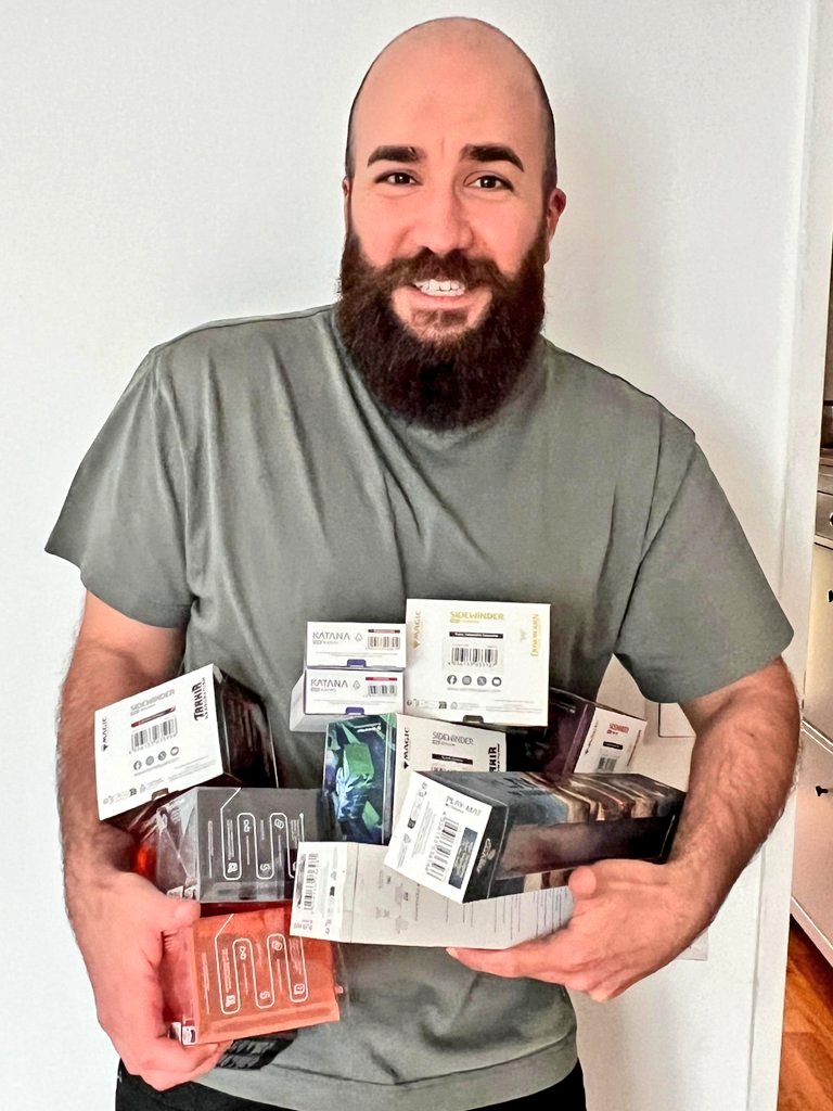 EisenherzMTG's tweet photo. 🐲🔥 HUGE GIVEAWAY 🐲🔥

Tarkir: Dragonstorm has proven to be an absolute bomb. To celebrate @UltimateGuard sent me more gear than I can hold. Let's bless 3 lucky winners!

👀 Follow
❤️ Like
🔄 Repost
💬 Comment your favorite Dragon

Winner will be announced on Friday the 25th! https://t.co/ycZ3e5CHZr