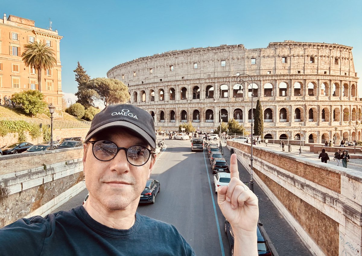 ralphmacchio's tweet image. Grazie Italia! 🇮🇹