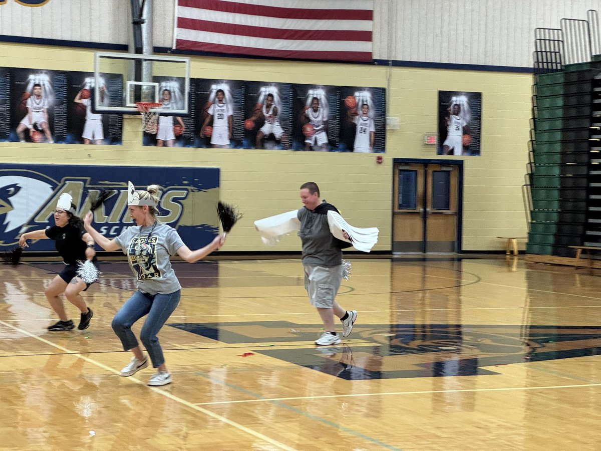 Akins Early College High School (@akinsaisd) on Twitter photo Just wrapped up the <a href="/AkinsAISD/">Akins Early College High School</a> Academy Cup competitions—what an awesome day! Friendly rivalry, school spirit, and tons of fun all around. Eagles showed up and showed out! #AcademyCup #EagleNation <a href="/Secondary_AISD/">AISD Secondary School Leadership</a> Just wrapped up the <a href="/AkinsAISD/">Akins Early College High School</a> Academy Cup competitions—what an awesome day! Friendly rivalry, school spirit, and tons of fun all around. Eagles showed up and showed out! #AcademyCup #EagleNation <a href="/Secondary_AISD/">AISD Secondary School Leadership</a>