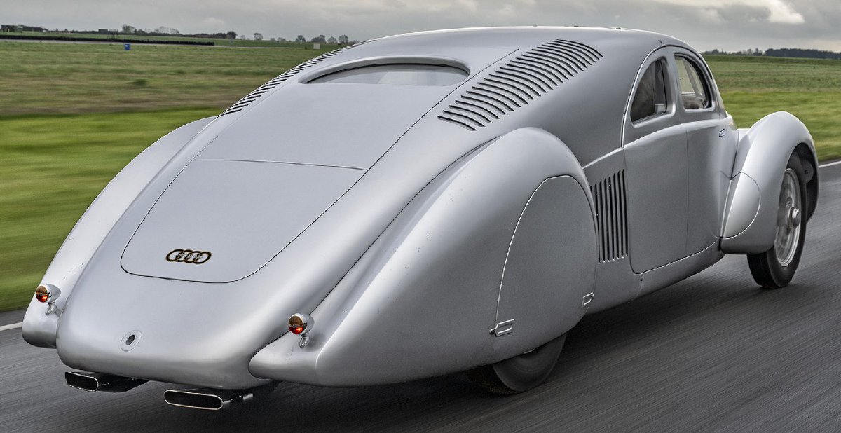 UltimativCars's tweet photo. As compensation of the "A new day, a new USED car"-relaunch, let me share the late(st) #AutoUnion - the #Typ52 - which only existed as drawing to finally be realized by Audi in mid-2024.
If this unique remaining "mother of hypercars" from 1934 would be the future: PLEASE, GO ON! https://t.co/Y68CQp6X6Q