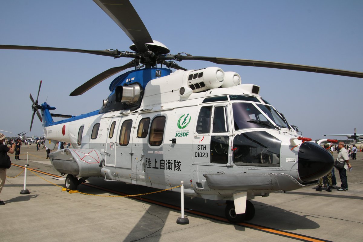 kumagai0214's tweet photo. #陸上自衛隊 #海上自衛隊
#連絡偵察機 Beechcraft #LRｰ2 23059
#連絡機 Beechcraft #LCｰ90 King Air 9305
#要人輸送ヘリコプター Eurocopter #EC225LP #スーパーピューマ 01023
#哨戒ヘリコプター Mitsubishi #XSHｰ60L 8501

2025.4.19 #厚木基地(NJA) #厚木基地日米親善春祭り https://t.co/dFjJ35ESL2