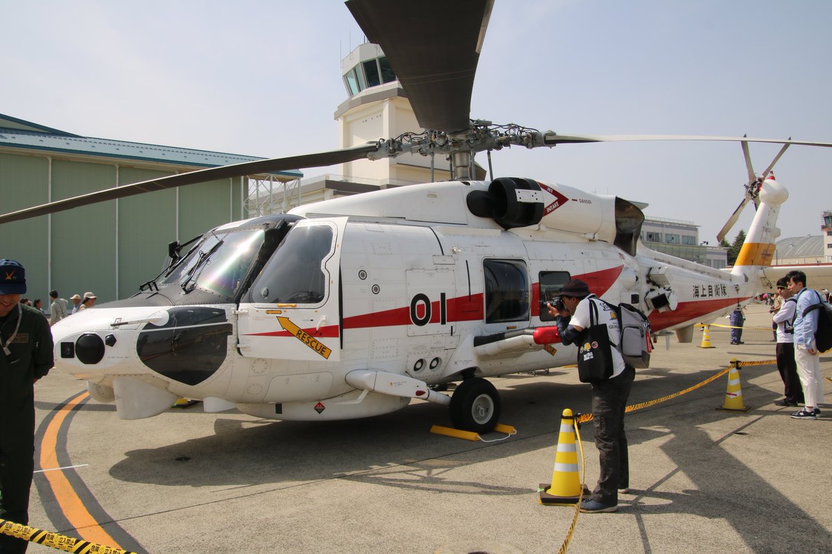 kumagai0214's tweet photo. #陸上自衛隊 #海上自衛隊
#連絡偵察機 Beechcraft #LRｰ2 23059
#連絡機 Beechcraft #LCｰ90 King Air 9305
#要人輸送ヘリコプター Eurocopter #EC225LP #スーパーピューマ 01023
#哨戒ヘリコプター Mitsubishi #XSHｰ60L 8501

2025.4.19 #厚木基地(NJA) #厚木基地日米親善春祭り https://t.co/dFjJ35ESL2