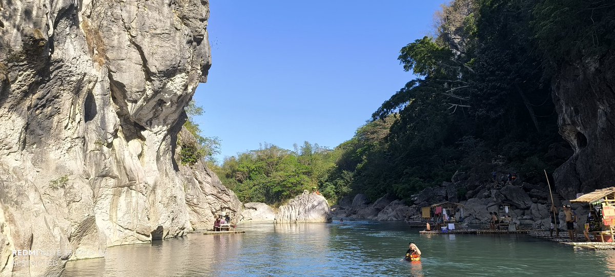 NathAlvT's tweet photo. Swimming pools and sea are overrated nothing beats fresh water rivers and lakes. https://t.co/7XIHFNL3Wd