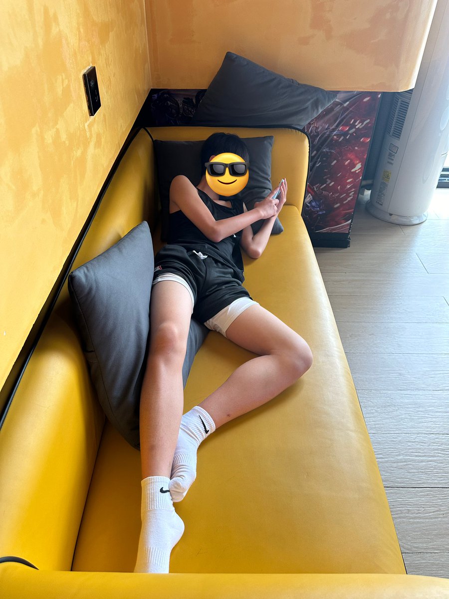 周末愉快😀
#cute #男初 #handsome #boy #弟弟 #白袜 #体育生 #中学生 #basketball