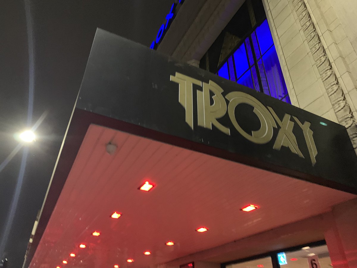 SparklyHannahB's tweet photo. Had a great night watching @peterhook at the @TroxyLondon last night! Brilliant chilled crowd no twats, all having a good time! Top night and so privileged to hear Joy Division and New Order songs played live! Hooky on fire! #peterhook #joydivison #neworder https://t.co/4L04DYEofB