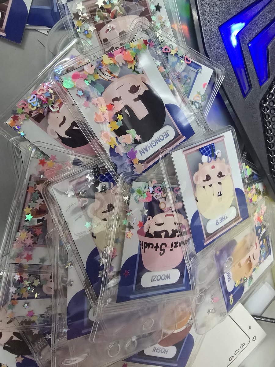Mgnotapotato (@sanxiao_1208) on Twitter photo FREEBIES PREVIEW🤣
Heyyo all Carats🩵🩷
Freebies for MG CSE
Keychain/nametag
Mystery freebies: stickers (tmr will know😏)
💎must follow <a href="/sanxiao_1208/">Mgnotapotato</a>
💎like➕retweet this post
💎dm me
🩷Open for trade freebies (pls dm me)
FCFS ya🩷🩵
#LoveMingyuFame #SEVENTEEN #MINGYU FREEBIES PREVIEW🤣
Heyyo all Carats🩵🩷
Freebies for MG CSE
Keychain/nametag
Mystery freebies: stickers (tmr will know😏)
💎must follow <a href="/sanxiao_1208/">Mgnotapotato</a>
💎like➕retweet this post
💎dm me
🩷Open for trade freebies (pls dm me)
FCFS ya🩷🩵
#LoveMingyuFame #SEVENTEEN #MINGYU