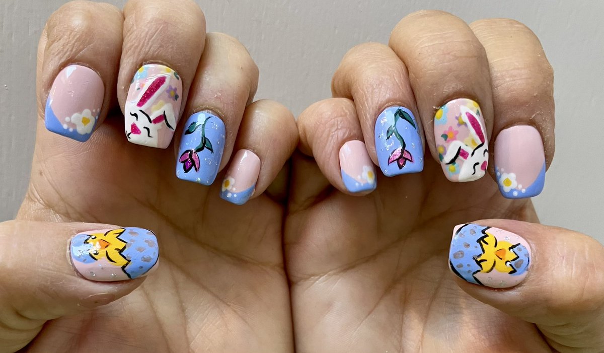 TheScarletMoth's tweet photo. Easter nails I did for my boyfriend’s mom. I fear they’re better than the set I did for myself lol
#nailart #easternails https://t.co/CmL4cmIzOE