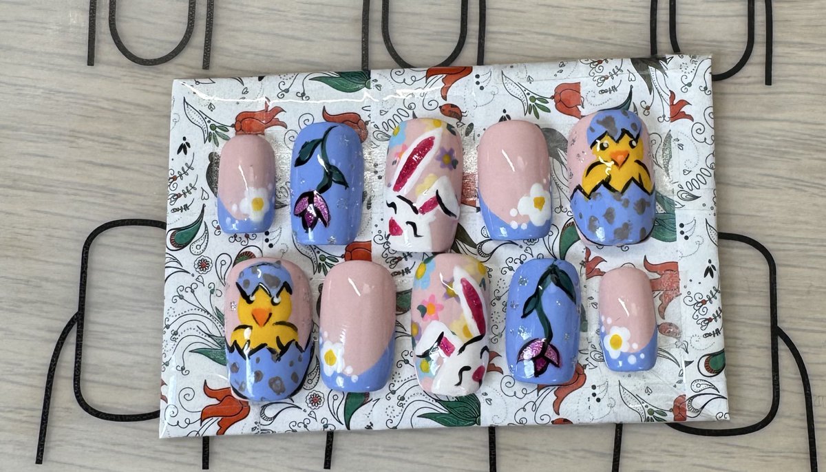 TheScarletMoth's tweet photo. Easter nails I did for my boyfriend’s mom. I fear they’re better than the set I did for myself lol
#nailart #easternails https://t.co/CmL4cmIzOE