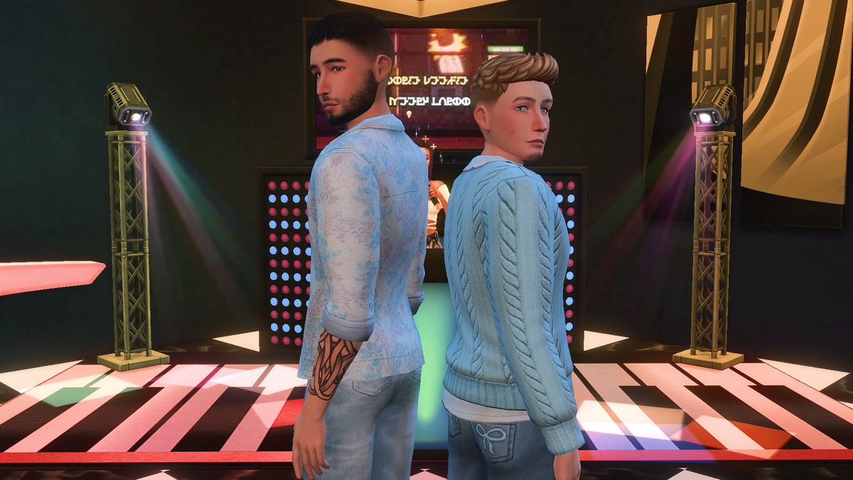 BWorthTownFM's tweet photo. I wanted to create more female Sims, but in the end I scratched that &amp; ended up creating more ⚽ footballer Sims 😂

Poses by @Beto_ae00, @PasosGrandeS4 and Roselipa! 

#ShowUsYourSims #SweetAllureKit #TheSims #TheSims4 #RasmusHøjlund #ZenoDebast https://t.co/7ADumMioP5