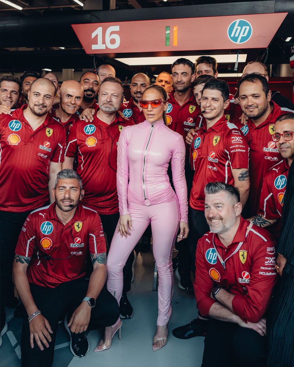 ScuderiaFerrari's tweet photo. Welcome to our block @JLo 👏 https://t.co/82ZqHDvaHu