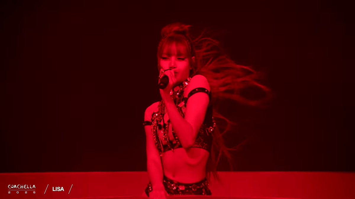 BlackpinkAmeric's tweet photo. Lisa new update.

#KPOP
#LISACHELLA #Coachella2025 #BLACKPINK #LISA https://t.co/ZP6KonhaWR