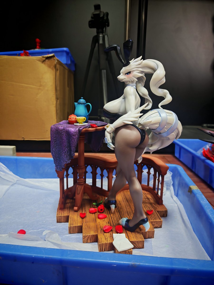 🎉 5K Followers! 🎉

🥰 Thank you all for your support!
📢 To celebrate, we're giving away a Witch Loona Figurine!
❤ How to get it:
1. Follow us
2. Retweet this tweet
🚩 The event will end on April 27 at 9 p.m. ET

🛒 Visit our shop: furryparty.shop

#GIVEAWAY #figure