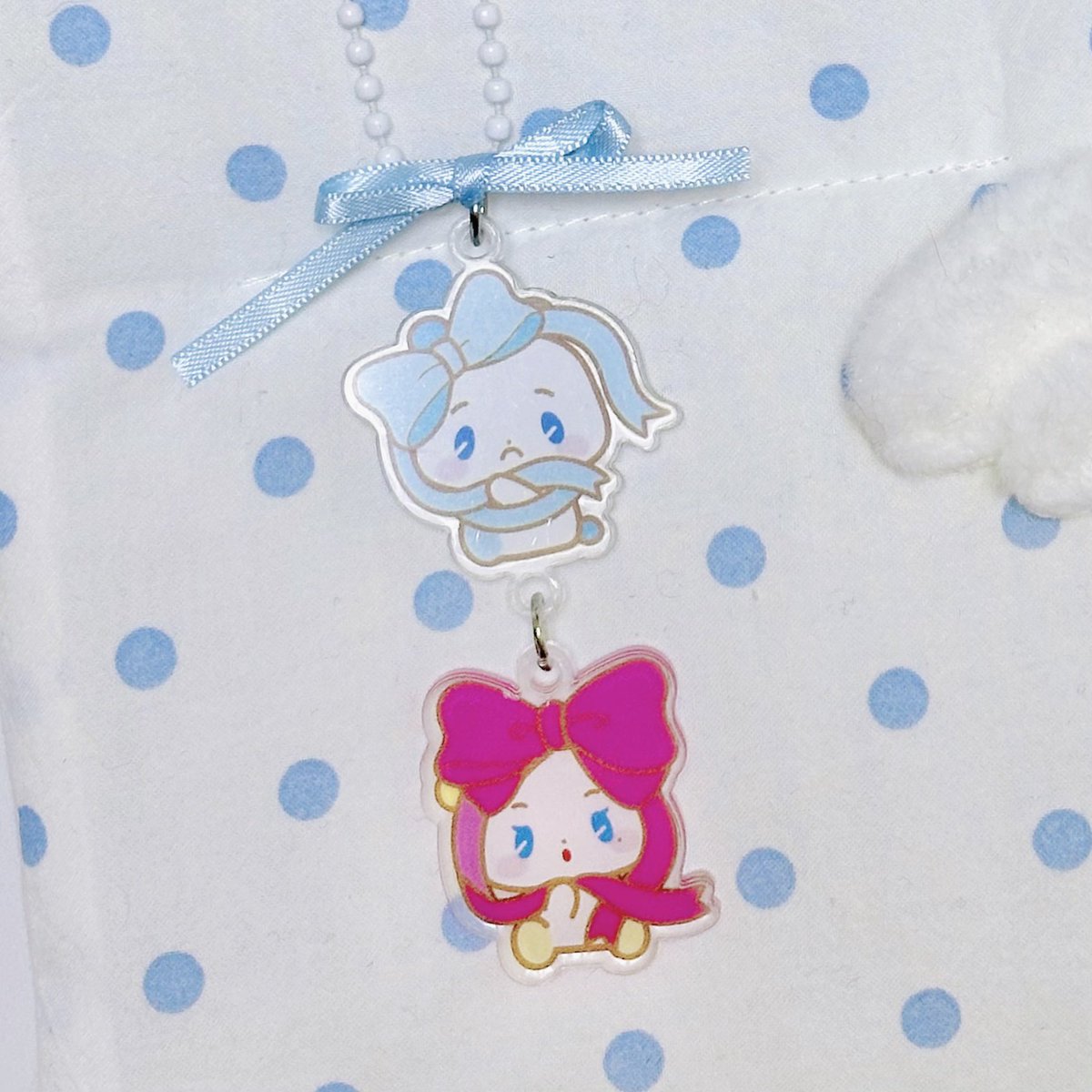 : ・ෆ・┈・┈・꒰ིྀ ♡̩͙ ꒱ིྀ ・┈・┈・ෆ・ :
트친 한정 이벤트 
슴툽 열심히 하는 우리트친들 힘내요 
ꕤ 맏형즈 리본 줄줄이 키링 (쪼꼬미에요)
ꕤ 이 글 맘찍 + RT해주시면 응모완료
ꕤ 배송비도 제가 부담
ꕤ 당발은 다음주 5인뱅 날
ꕤ 3명 추첨
ꕤ 당첨자는 슴툽 플리 인증 필요