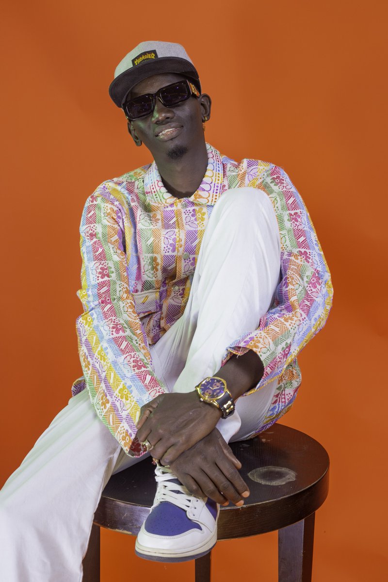 BigDatX2's tweet photo. Tenue sur mesure par @taar_officielle 🔥
Shooting pro par @_afrikam_ 🔥

Tolof Tolof toujours disponible sur YouTube 👉 https://t.co/lLC9Tm5Dgd

#BigDatX #Afrikam #TolofTolofViral https://t.co/VzWJhcXZIX