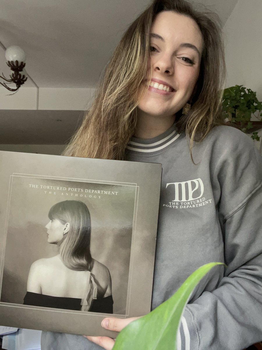 andrea⸆⸉🌟 (@madwomandrea) on Twitter photo <a href="/taylornation13/">Taylor Nation</a> happy #1YearOfTSTTPD 🥹🪶🤍✨ who’s gonna love this album like me?? nobody 🙂↔️ <a href="/taylornation13/">Taylor Nation</a> happy #1YearOfTSTTPD 🥹🪶🤍✨ who’s gonna love this album like me?? nobody 🙂↔️