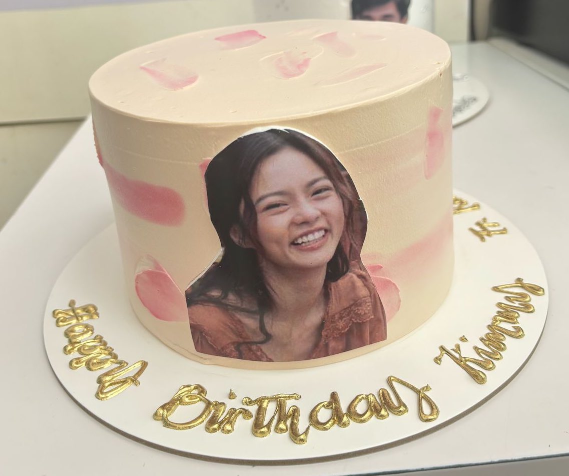 MaeMaeR09's tweet photo. Wishing you a birthday filled with love, laughter, and all the things that make you happiest. #KimChiu https://t.co/kAO2GMNycK