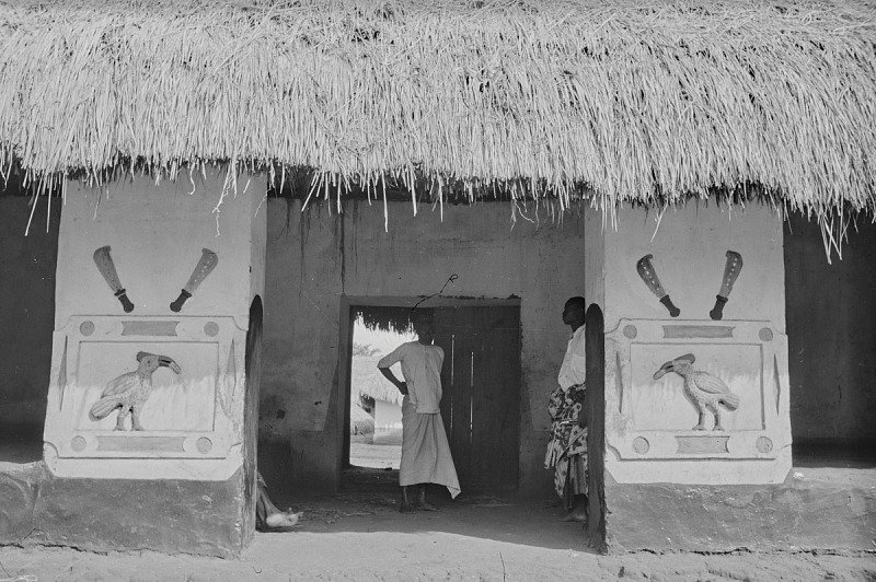 MCRBangoura's tweet photo. Fon art from the kingdom of Dahomey. https://t.co/hP0eyday4R