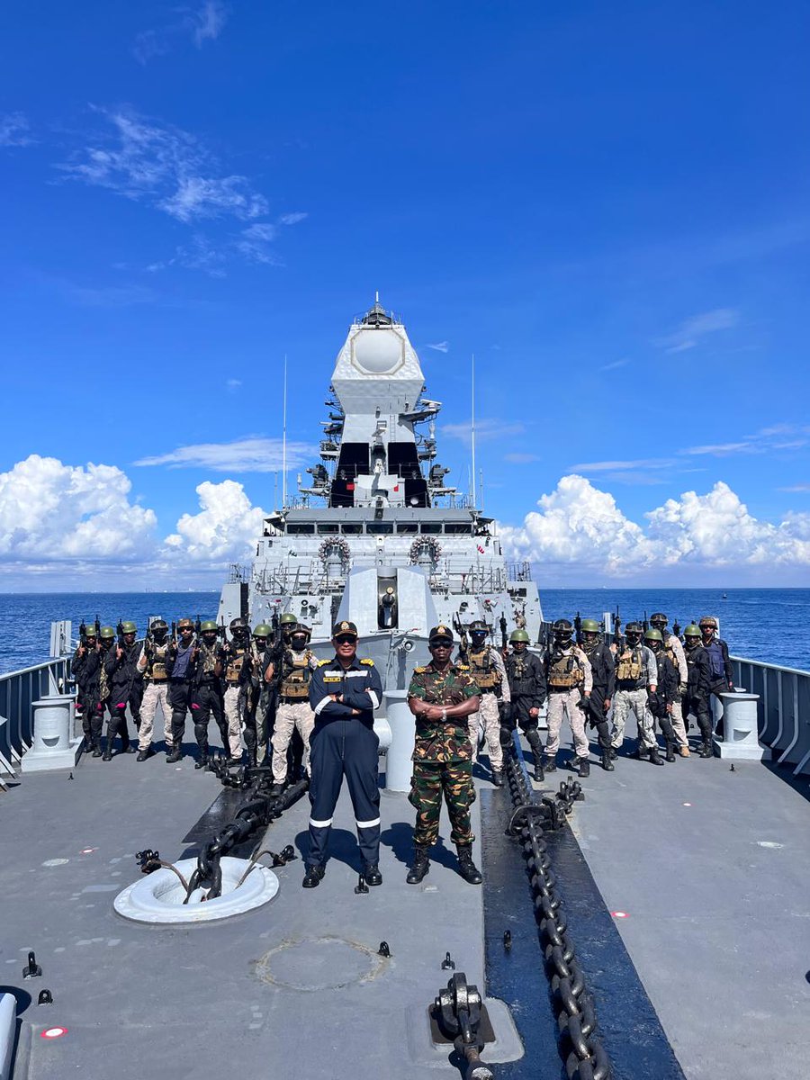 indiannavy's tweet photo. #AIKEYME 25 Sea Phase
#INSChennai and #INSKesari successfully conducted manoeuvering exercise and Visit Board Search & Seizure drills.
The #MARCOS team alongwith #TPDF and the #Kenyan special forces onboard #INSChennai engaged in joint training exercises, allowing both teams to refine their drills and enhance their operational effectiveness.
This collaboration exemplifies the spirit of jointness and strengthens India's strategic partnerships.
#BridgesofFriendship
#SAGAR
#MAHASAGAR
@IndiainTanzania @IndiainKenya @IN_WNC @kdfinfo
