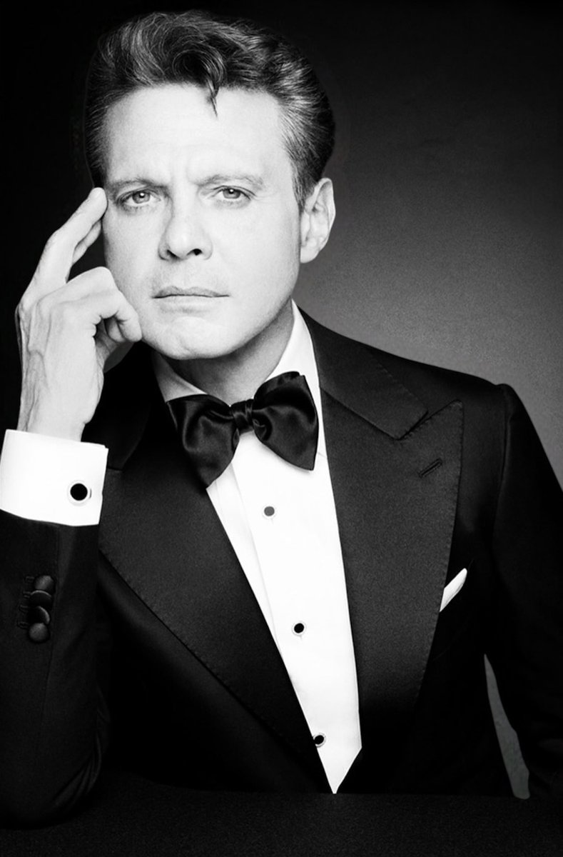 pritzio's tweet photo. 55 vueltas al sol @LMXLM ☀️ https://t.co/OCNuYTajor